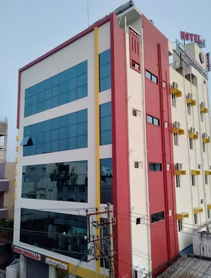 Hotel Mookambika Comforts Tirupati Exterior foto