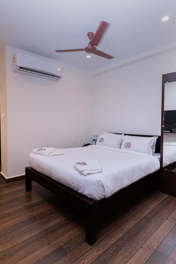 Hotel Mookambika Comforts Tirupati Exterior foto
